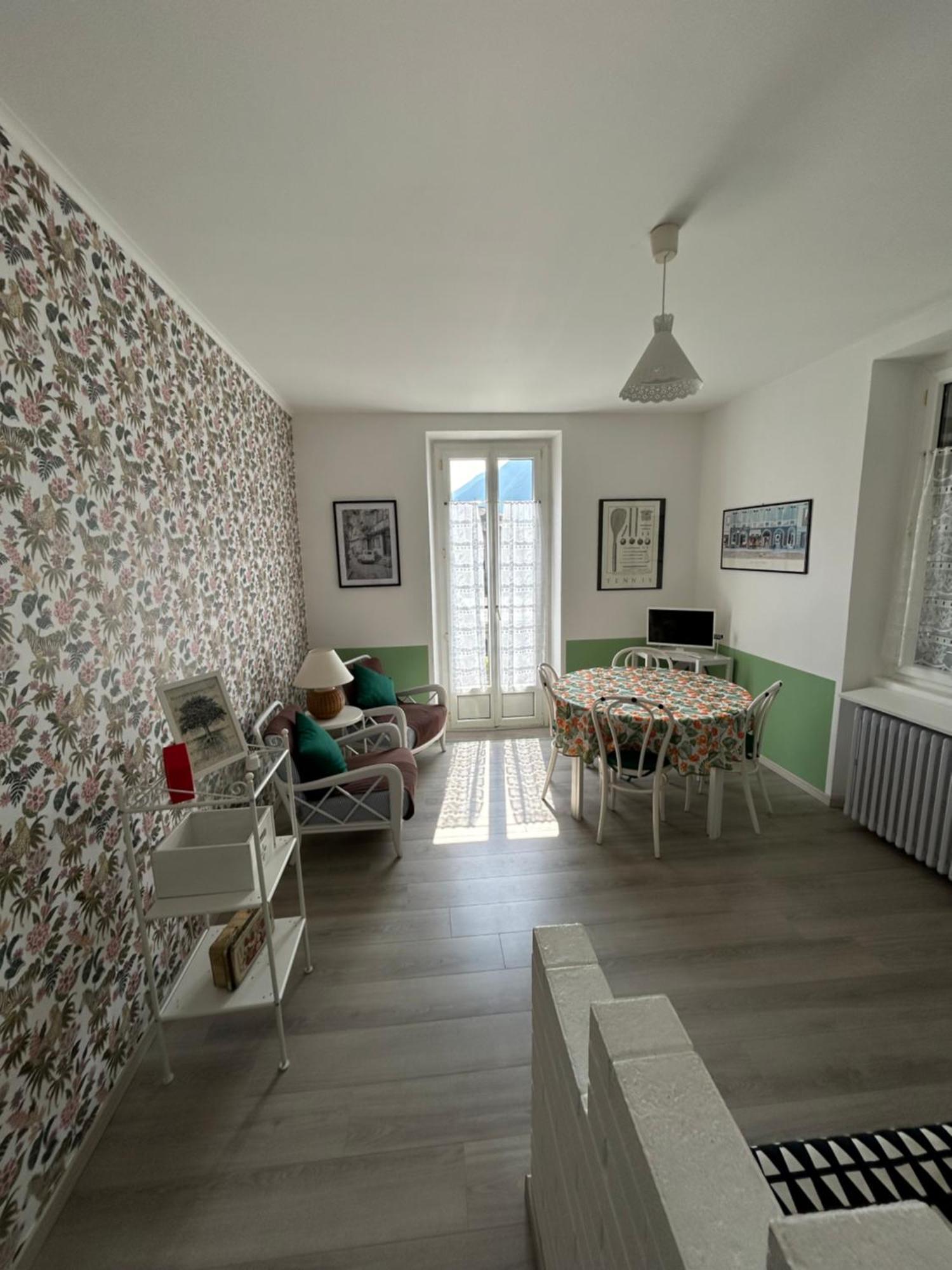 Acchiappasogni Holiday House Malgrate Exterior photo
